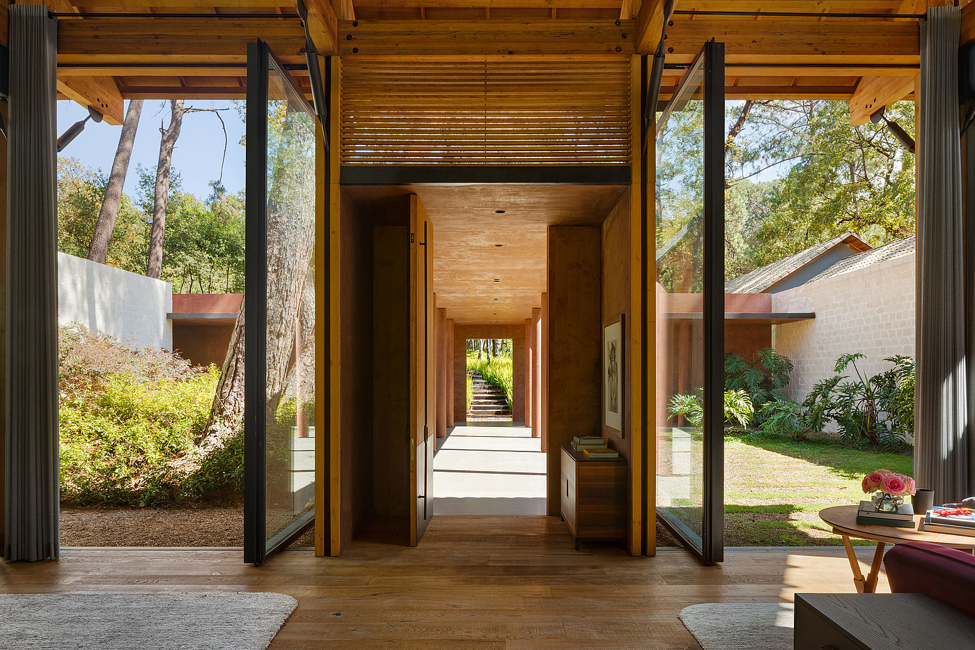 ventanas grandes Jansen para casas modernas
