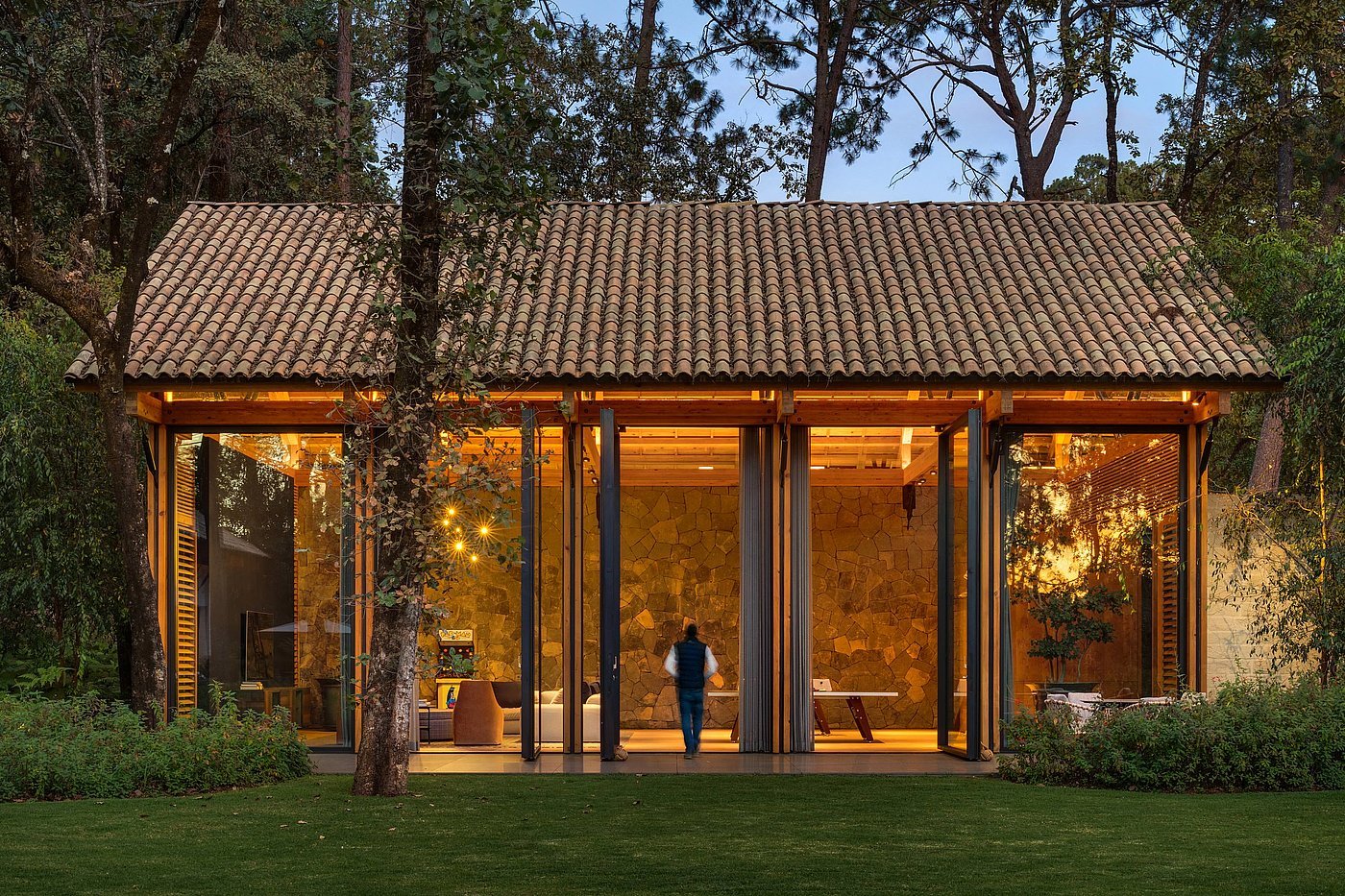 ventanas grandes Jansen para casa de campo